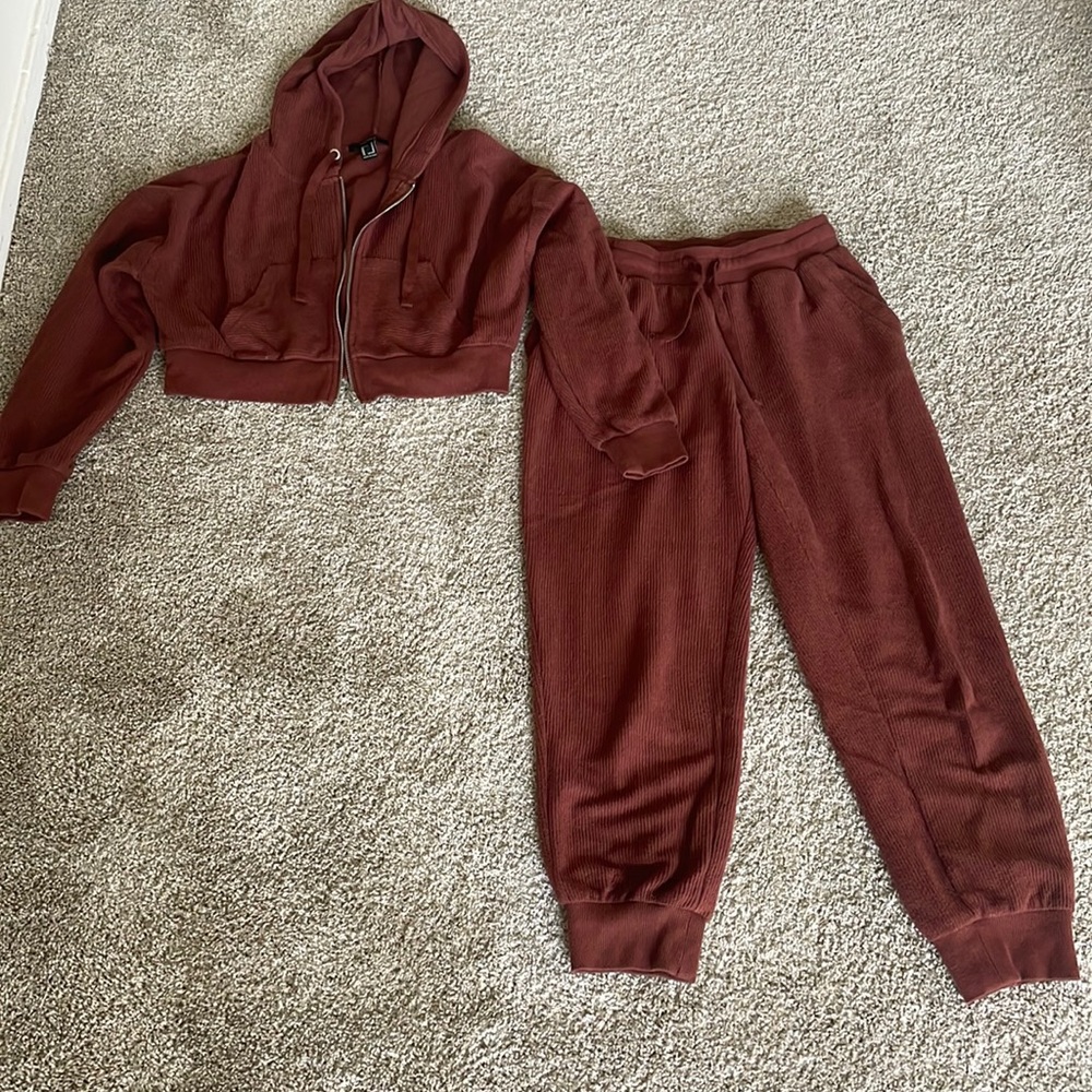 Forever 21 Set Brown Zip up and Sweat Pants